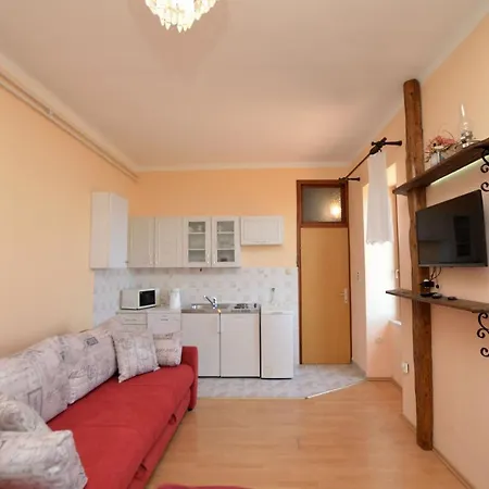 Apartment Mirela *